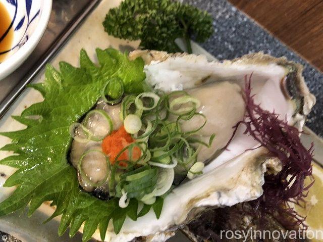 山芳亭2022年7月びっくり刺身定食 (11)牡蠣